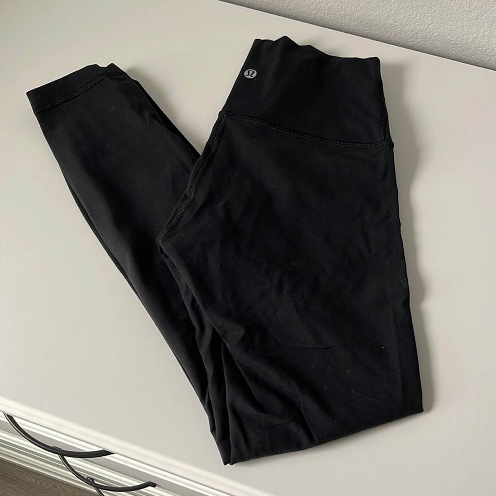 Lululemon wunder under leggings size 4